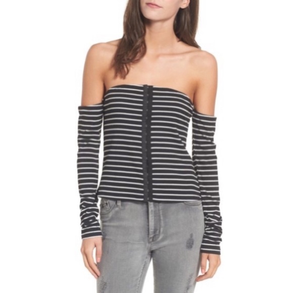 Mimi Chica Tops - Mimi CHICA STRIPE OFF SHOULDER TOP 💖🌸